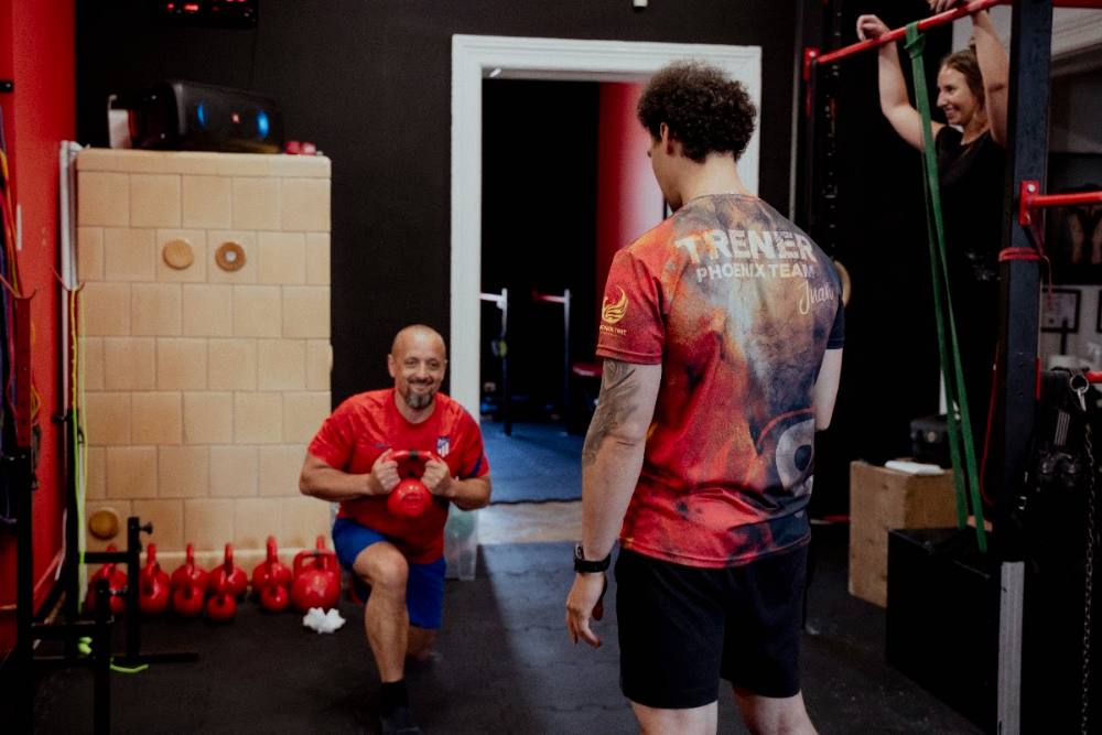Trening siłowy w małej grupie z trenerem